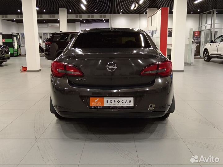 Opel Astra 1.6 МТ, 2013, 193 000 км