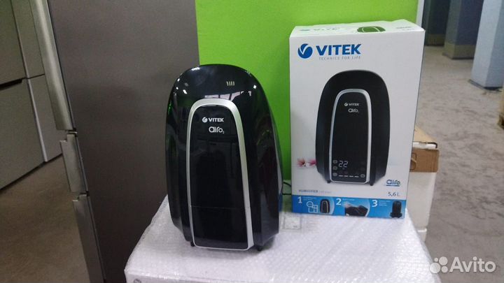 Увлажнитель воздуха Vitek VT-2342 сенсорный 5.6л