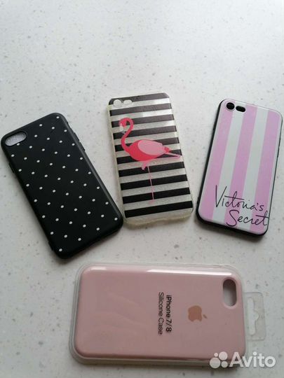 Много чехлов на iPhone 7
