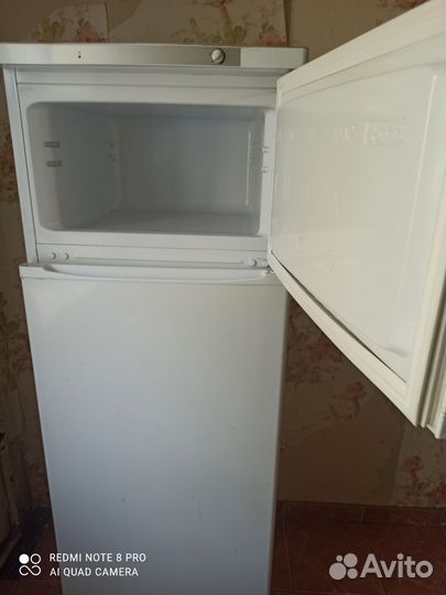 Холодильник бу indesit