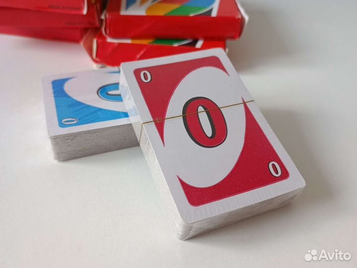 Карты уно немного помятые