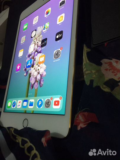 iPad mini 4 wi-fi gold