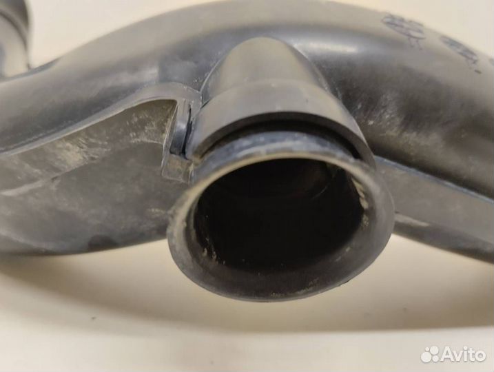 Патрубок воздушного фильтра Toyota Camry V50 2011