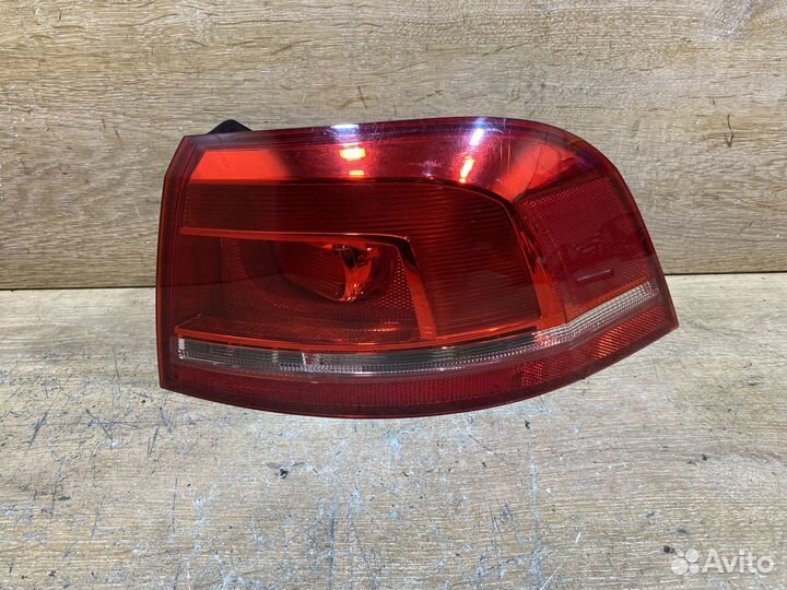 Фонарь правый Volkswagen Passat B7 Арт. 111339