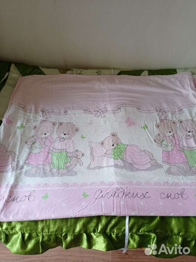 Комплект в детскую кроватку