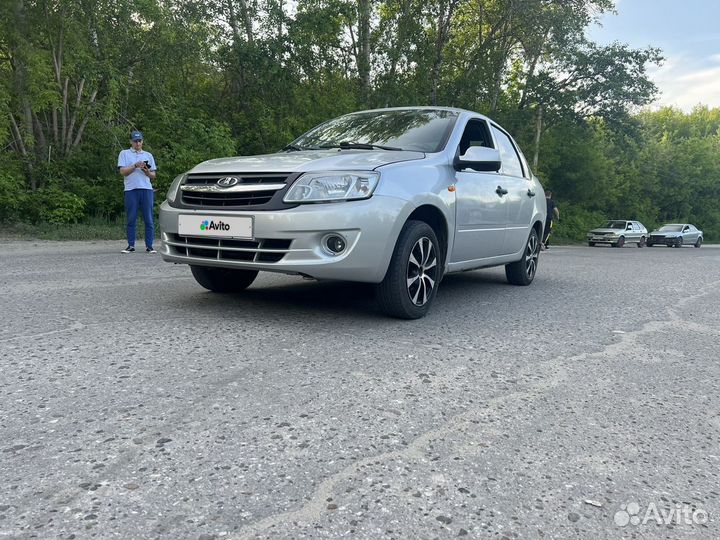 LADA Granta 1.6 МТ, 2013, 80 000 км