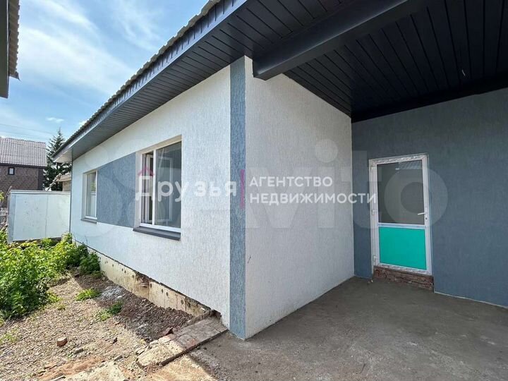 Дом 165,3 м² на участке 8 сот.