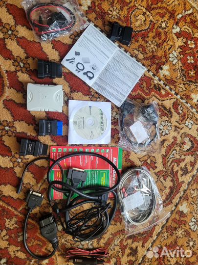 Автомобильный диагностический сканер