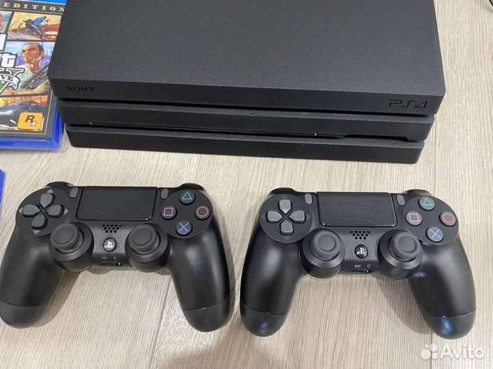 Sony PlayStation 4 PRO +550игр +2дж