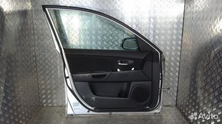 Дверь боковая Mazda 3 BK (2003-2009)