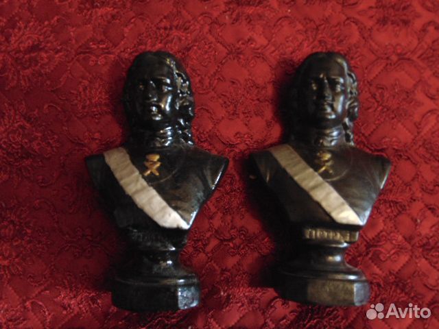 Бюст настольный Петр 1