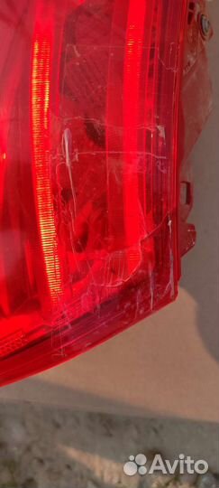 Задний левый фонарь Ситроен С4 седан 2013
