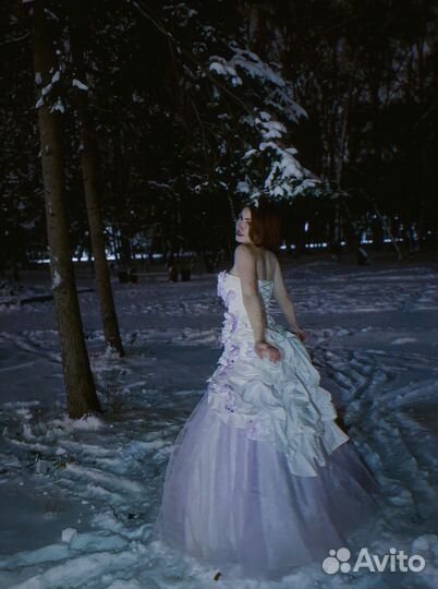 Платье в пол пышное, подъюбник с кольцами