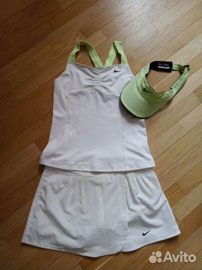 Костюм для тенниса