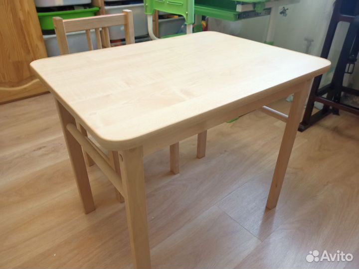 Стол и стул детские деревянные
