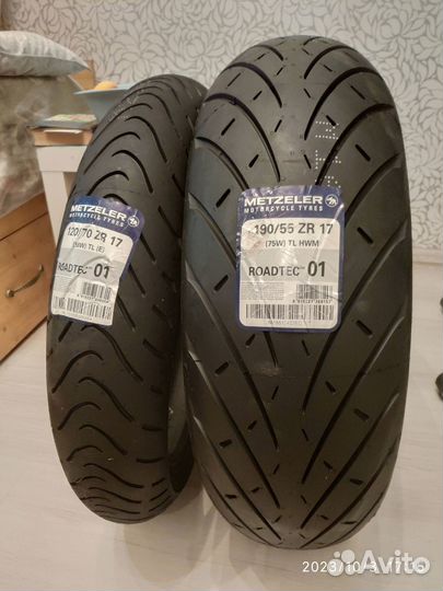 Metzeler Roadtec 01 HWM 190/55/17 - 120/70/17