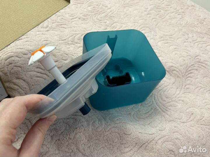 Фонтанчик-поилка для животных