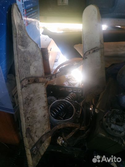 Мотоцикл остался от деда сел и поехал