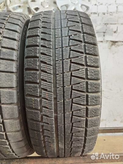 Bridgestone Blizzak Revo GZ 245/45 R17 95Q
