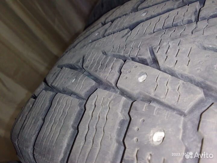 Колеса 205 70 r15 зимние Nokian