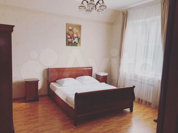Дом 250 м² на участке 10 га