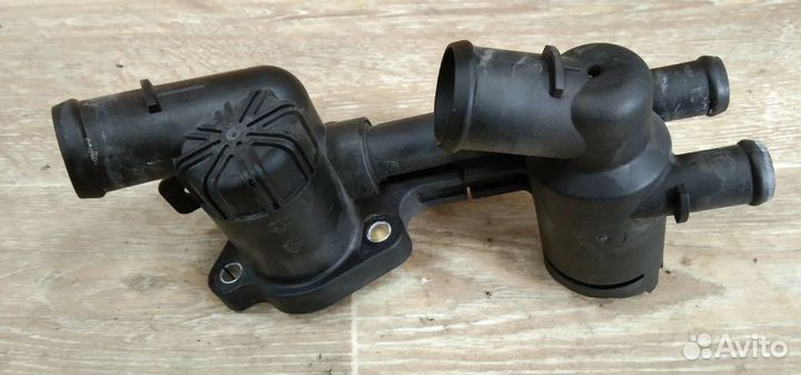 Корпус термостата Volkswagen Golf 6 (2008-2012)