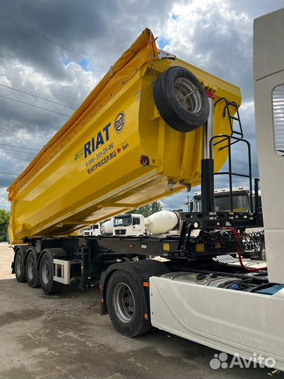 Полуприцеп риат 924900