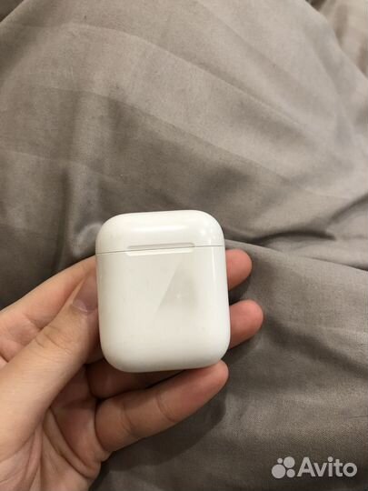 Беспроводные наушники apple airpods 1