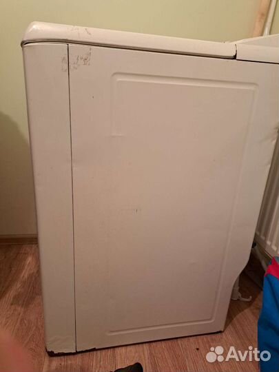 Стиральная машина с вертикальной загрузкой