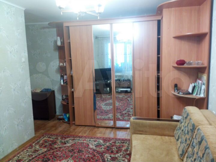 2-к. квартира, 43 м², 6/9 эт.