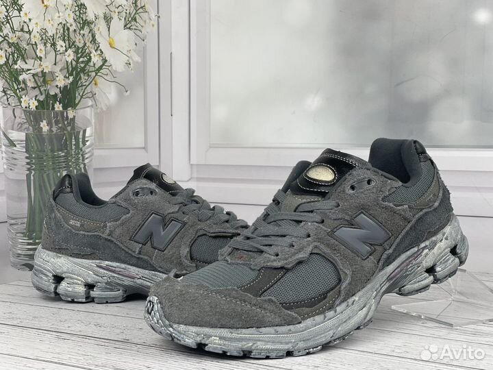 Кроссовки new balance 2002r