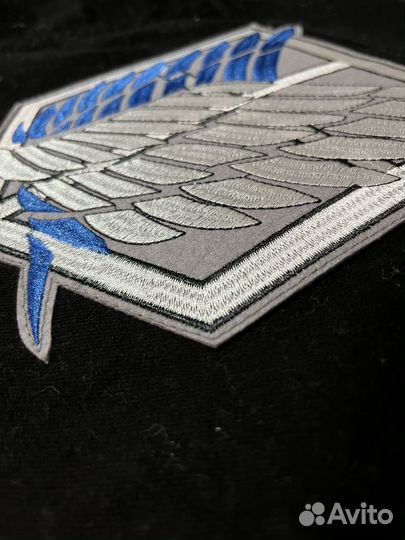 Джинсовка attack on titan