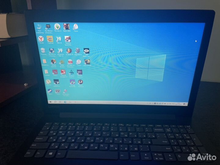 Ноутбук Lenovo