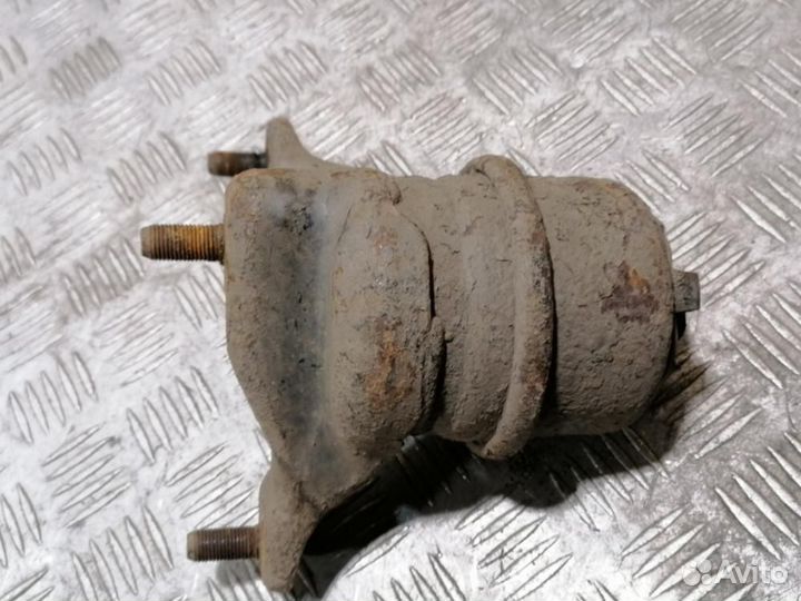 Опора двигателя правая Toyota Camry v40