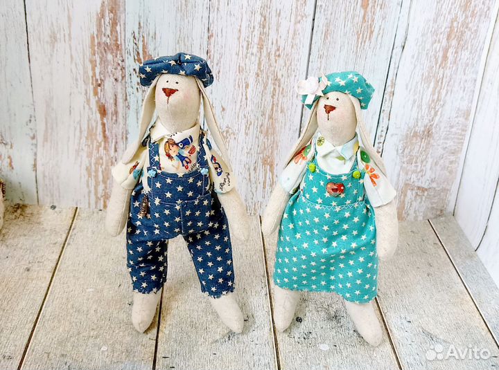 Зайцы авторская интерьерная игрушка