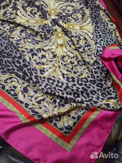 Шелковый платок versace италия 95cm