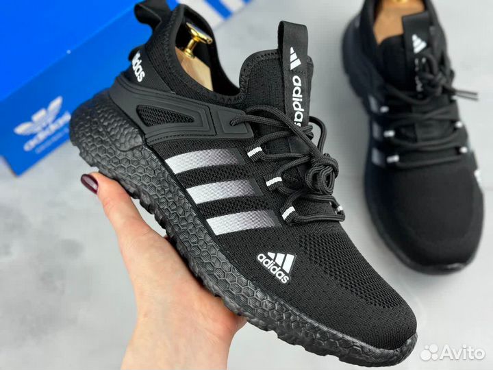 Кроссовки мужские чёрные лёгкие спортивные adidas