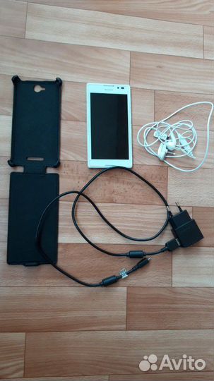 Sony Xperia C, 4 ГБ