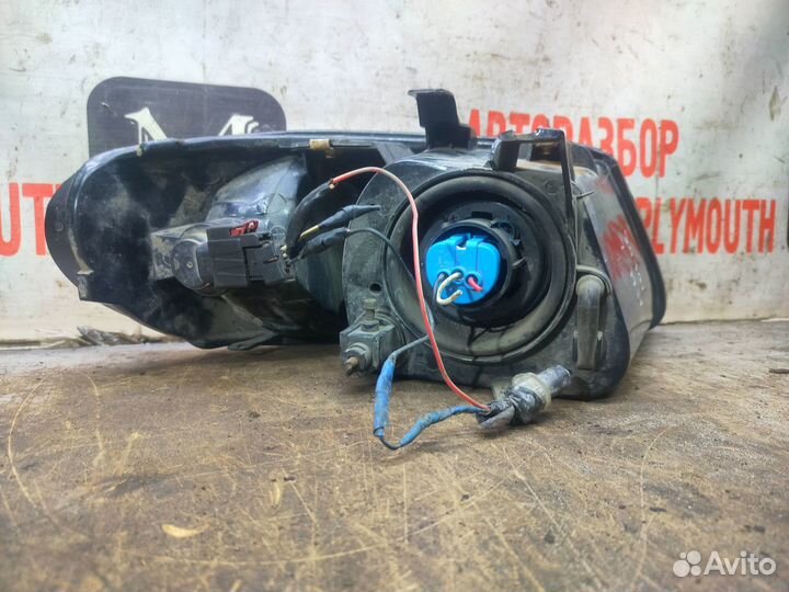 Фары на Dodge Caravan 4 и Chrysler Voyager 4