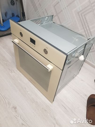 Духовой шкаф