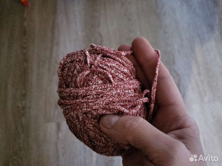 Нитки для вязания новые