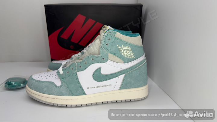 Nike AirJordan 1 Retro High Turbo Green