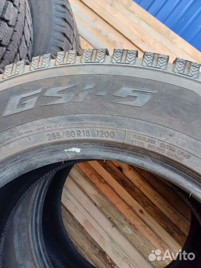 Toyo 310 285/60 R18 120C