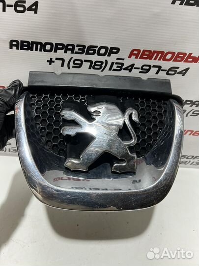 Решетка радиатора Peugeot 308 EP6 2008