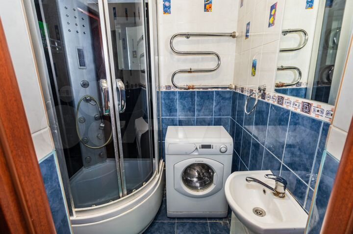 2-к. квартира, 56 м², 2/5 эт.