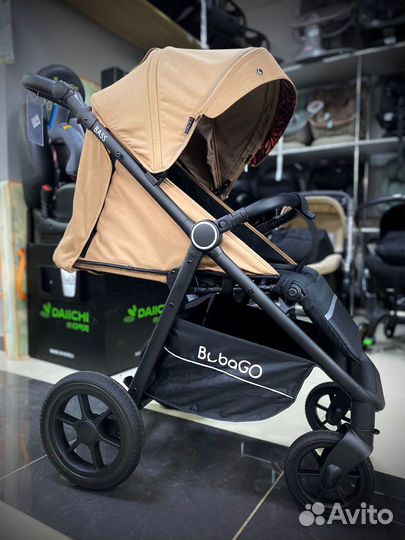 Новая прогулочная коляска Bubago Bass