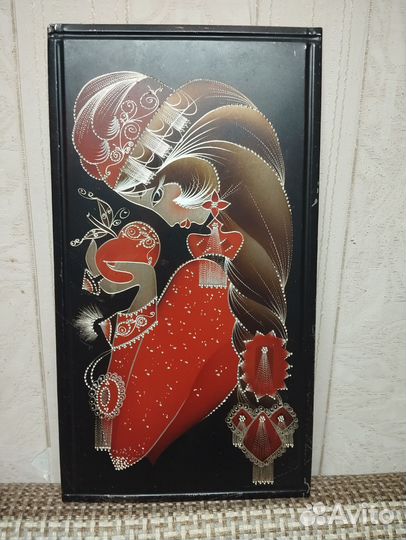 Чеканка СССР девушка