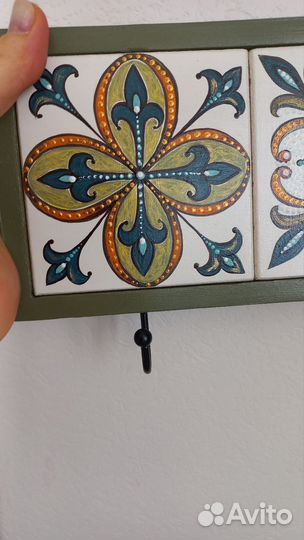 Вешалка, панно с плиткой, ключница