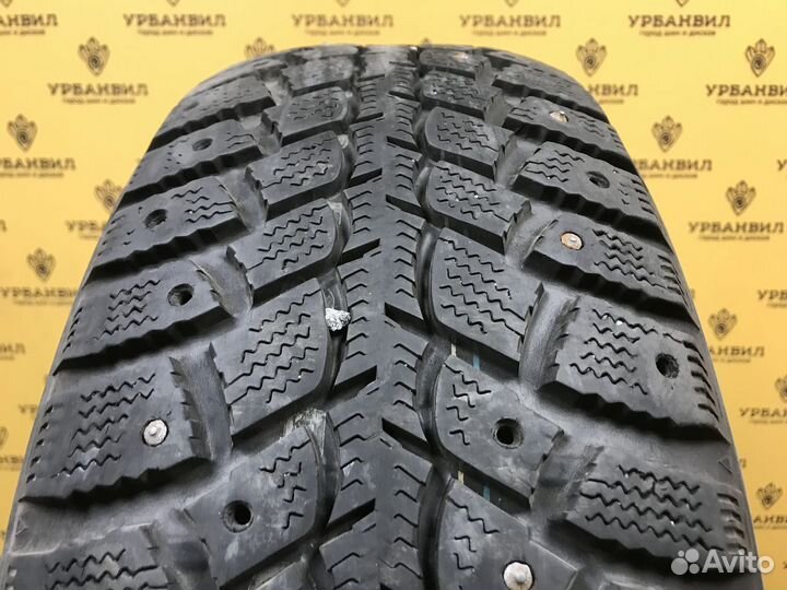 Kumho I'Zen Wis KW19 215/65 R16 98T