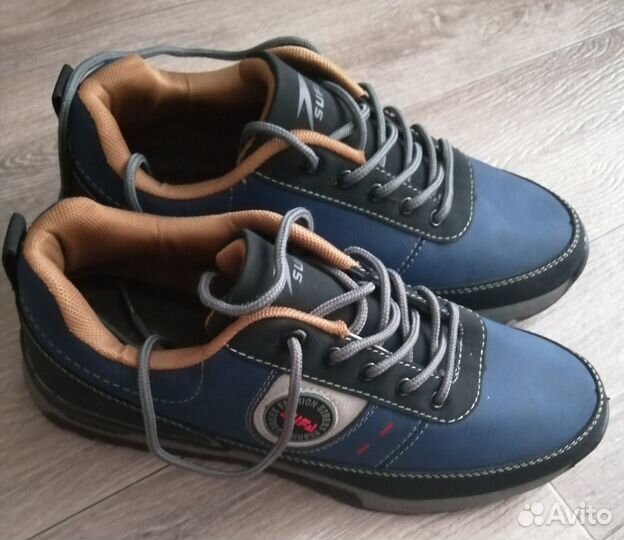 Кроссовки мужские